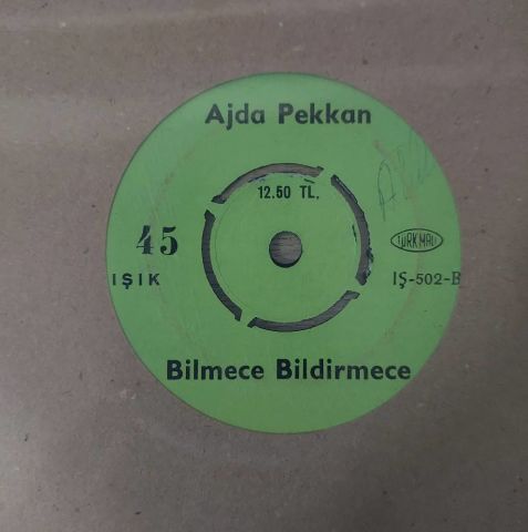 AJDA PEKKAN - BİLMECE BİLDİRMECE 45LİK PLAK