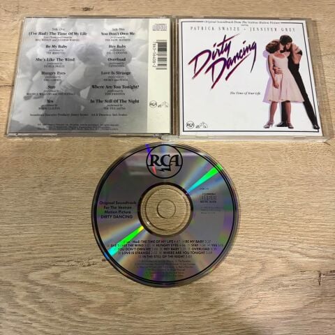 VARIOUS - DIRTY DANCING (ORIGINAL SOUNDTRACK FROM THE VESTRON MOTION PICTURE) CD