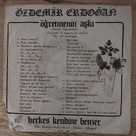 Özdemir Erdoğan – Öğretmenin Aşkı (Keman Öğretmeni) / Herkes Kendine Benzer 45LİK PLAK