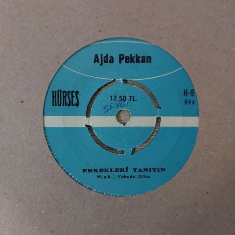 AJDA PEKKAN - İKİ YÜZLÜ AŞK 45LİK PLAK