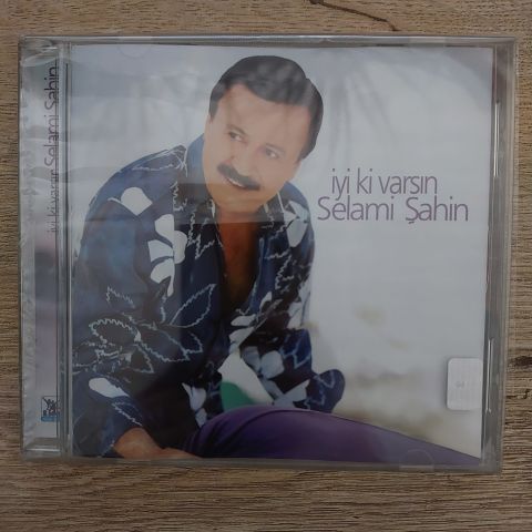 SELAMİ ŞAHİN - İYİ Kİ VARSIN CD