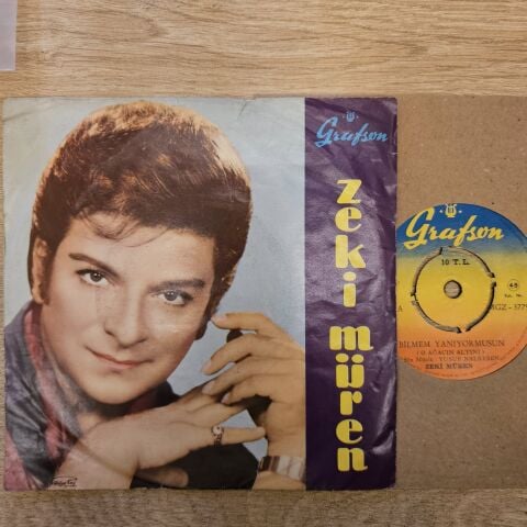 Zeki Müren – O Ağacın Altını / Şeytana Uyduk Bir Kerre 45LİK PLAK