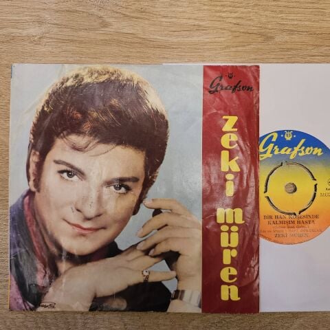 Zeki Müren – Bir Han Köşesinde Kalmışım Hasta / Davet 45LİK PLAK