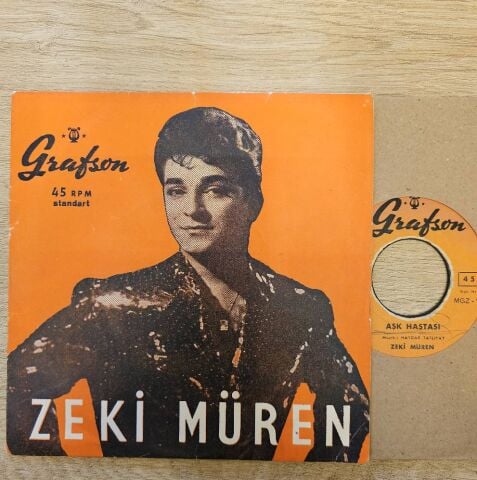 Zeki Müren – Aklımda Sen Fikrimde Sen / Aşk Hastası 45LİK PLAK