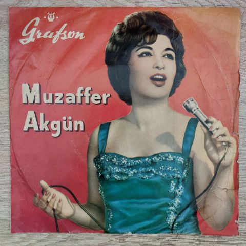 MUZAFFER AKGÜN - AL YEŞİL DÖKÜN ANNELER 45LİK PLAK