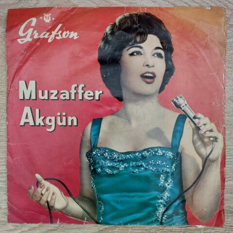 MUZAFFER AKGÜN - GURBET İLLERİNDE SÖYLER AĞLARIM 45LİK PLAK