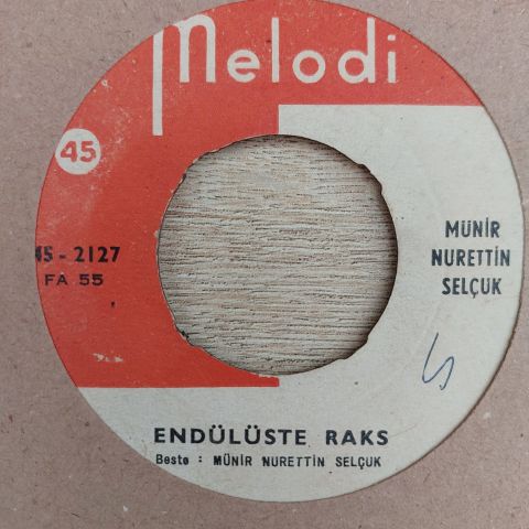 MÜNİR NURETTİN SELÇUK - ENDÜLÜSTE RAKS 45LİK PLAK