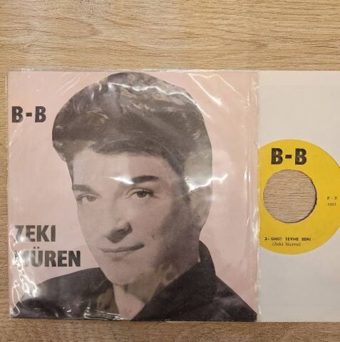 Zeki Müren – Tamara, Bir Ateşim Yanarım / Unut Sevme Beni 45LİK PLAK