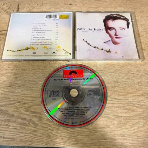 PATRICIA KAAS - MADEMOISELLE CHANTE... CD