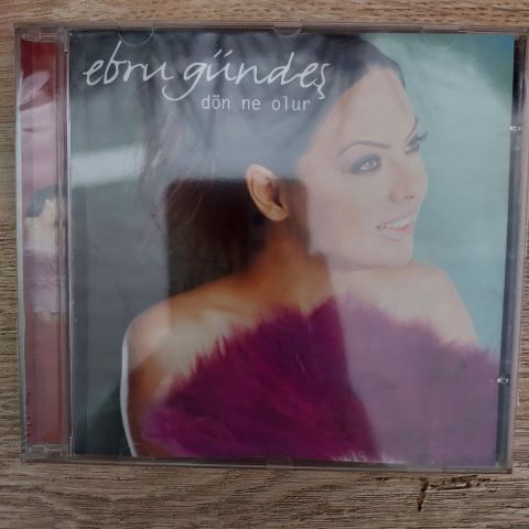 EBRU GÜNDEŞ - DÖN NE OLUR CD