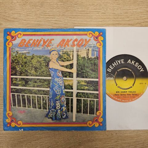 Behiye Aksoy – Yok Artık Tahammülüm / Bir Garip Yolcu 45LİK PLAK