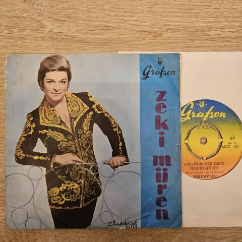 Zeki Müren – Beklerim Her Gece Pencerelerde / Yalnız Benim Ol 45LİK PLAK