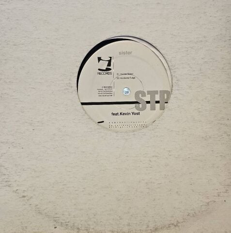 STP Feat. Kevin Yost – Sister LP PLAK