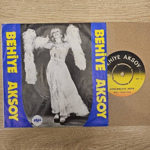 Behiye Aksoy – Ayrılmalıyız Artık / Falcı 45LİK PLAK
