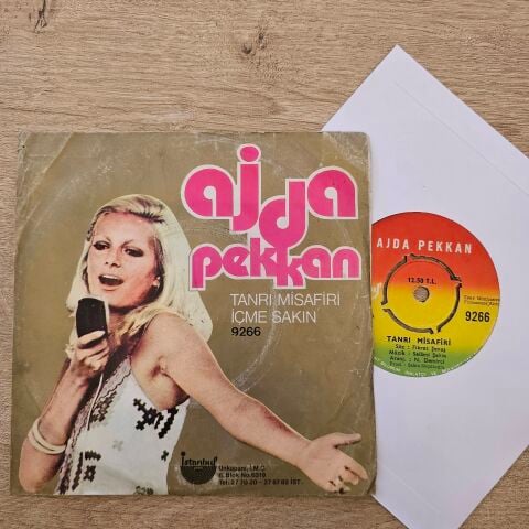 Ajda Pekkan – Tanrı Misafiri / İçme Sakın 45LİK PLAK