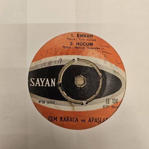 Cem Karaca  – Emrah / Hücum /  Karacaoğlan / Ayşem 45LİK PLAK