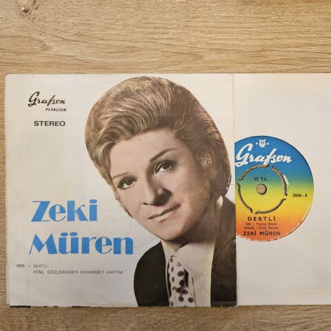 Zeki Müren – Dertli / Yeşil Gözlerinden Muhabbet Kaptım 45LİK PLAK