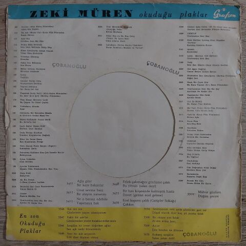 Zeki Müren – Veda / Seni Ben Ellerin Olsun Diyemi Sevdim 45LİK PLAK