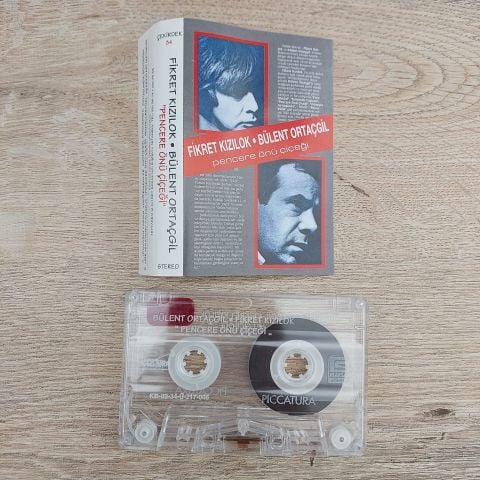 FİKRET KIZILOK & BÜLENT ORTAÇGİL - PENCERE ÖNÜ ÇİÇEĞİ KASET