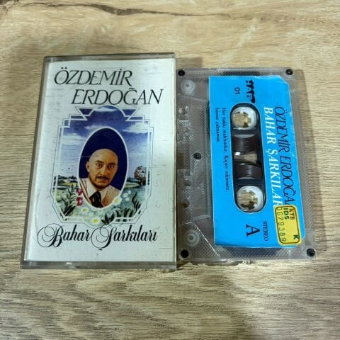 ÖZDEMİR ERDOĞAN - BAHAR ŞARKILARI KASET