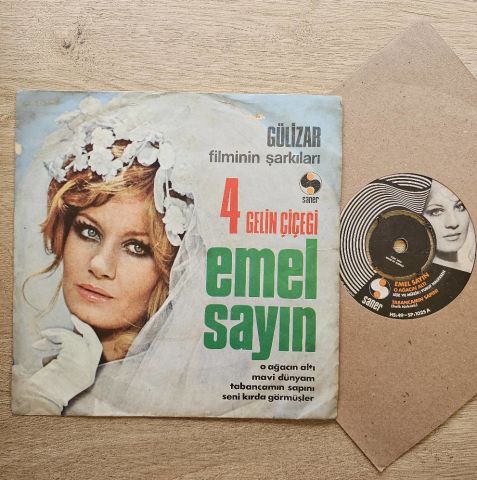 Emel Sayın – O Ağacın Altı & 4 Gelin Çiçeği EP 45LİK PLAK