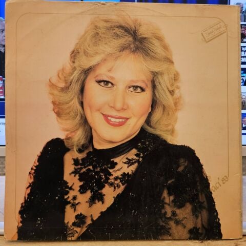 Muazzez Abacı – Sevdiklerinizle Muazzez Abacı'83 LP PLAK