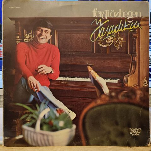 Ferdi Özbeğen – Yaşadıkça LP PLAK