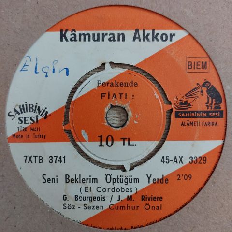 KAMURAN AKKOR - SENİ BEKLERİM ÖPTÜĞÜM YERDE 45LİK PLAK