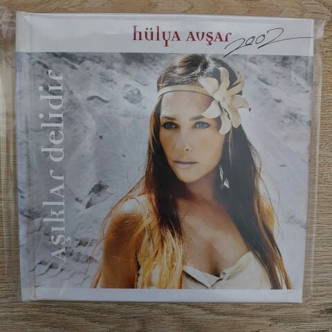 HÜLYA AVŞAR - AŞIKLAR DELİDİR CD