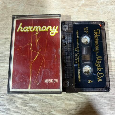SHAWN MENDES - HARMONY KASET