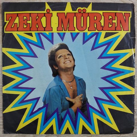 Zeki Müren – Nasıl İçmem Arkadaşım / Bir Leylâ, Bir Şirin, Bir Aslı Gibi (Yalancı Yârim) 45LİK PLAK