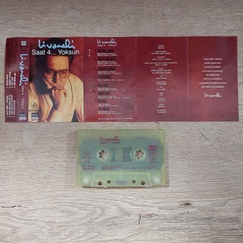 ZÜLFÜ LİVANELİ - SAAT 4 YOKSUN KASET