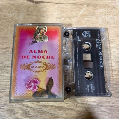 ALMA DE NOCHE - MAMA KASET