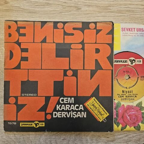 Cem Karaca – Beni Siz Delirttiniz / Niyazi 45LİK PLAK