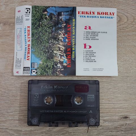 ERKİN KORAY - TEK BAŞINA KONSER KASET