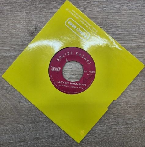 Güzide Kasacı – İnleyen Nağmeler / Ağlama, Değmez Hayat Bu Göz Yaşlarına 45LİK PLAK...