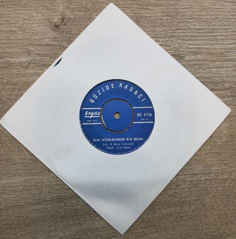 GÜZİDE KASACI - SEN GÖZLERİMDE BİR RENK 45LİK PLAK