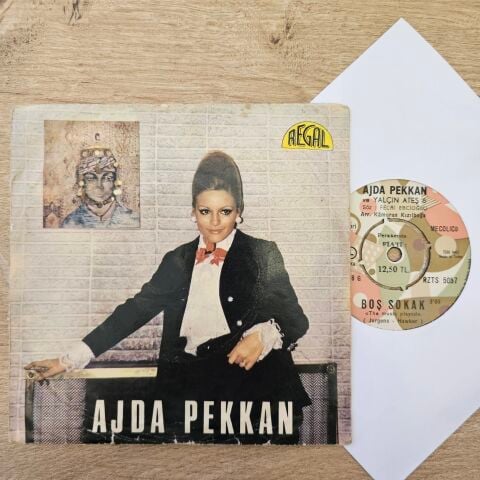 Ajda Pekkan – Boş Sokak / Çapkın 45LİK PLAK
