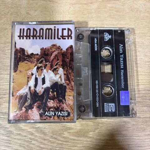 HARAMİLER - ALIN YAZISI KASET