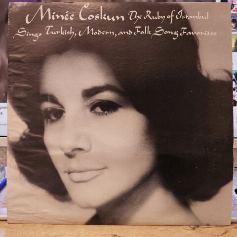 Minée Coskun – The Ruby of Istanbul Sings Turkish Modern, And Folk Favorites LP PLAK