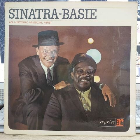 FRANK SİNATRA & BASİE - AN HİSTORİV MUSİCAL FİRST LP PLAK