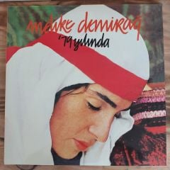 MELİKE DEMİRAĞ - 19 YILINDA LP PLAK