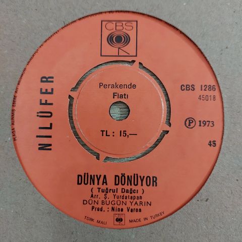 NİLÜFER - DÜNYA DÖNÜYOR 45LİK PLAK