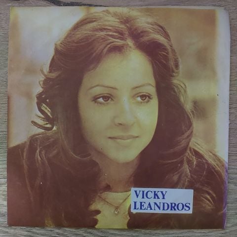 Vicky Leandros – Comme Je Suis / Un Eté 45LİK PLAK