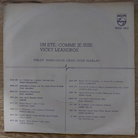 Vicky Leandros – Comme Je Suis / Un Eté 45LİK PLAK