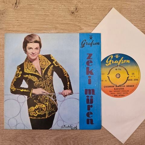Zeki Müren – Çaldığım Kapılar Hemen Kapandı 45LİK PLAK