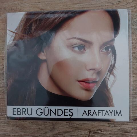 EBRU GÜNDEŞ - ARAFTAYIM CD