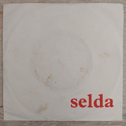 Selda Bağcan – Tatlı Dillim, Güler Yüzlüm / Mahpushanelere Güneş Doğmuyor 45LİK PLAK