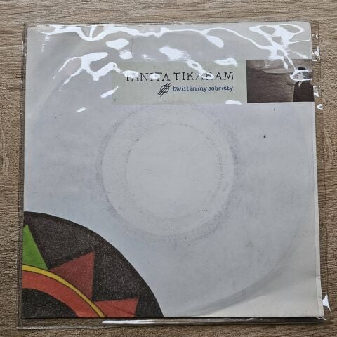 Tanita Tikaram – Twist In My Sobriety 45LİK PLAK