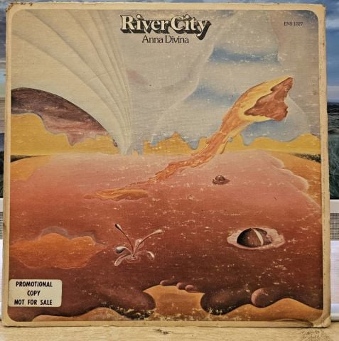 River City – Anna Divina  LP PLAK